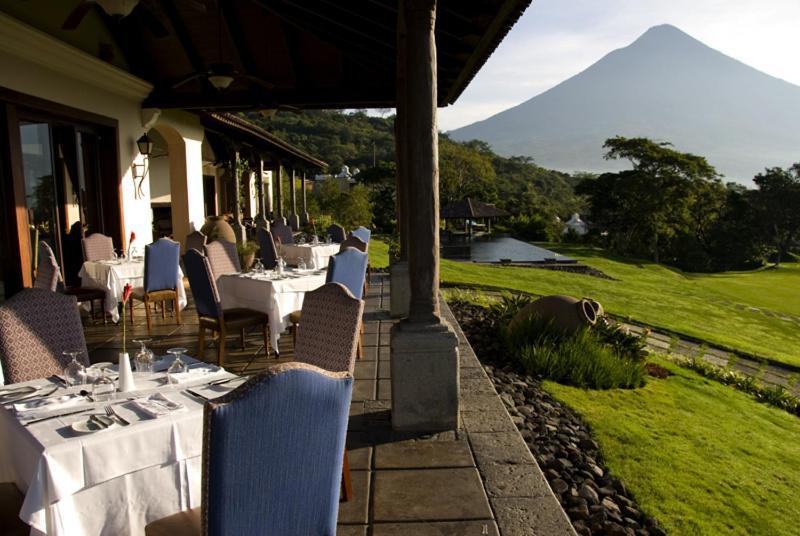Hotel La Reunion Golf Resort And Residences أنتيغوا غواتيمالا المظهر الخارجي الصورة