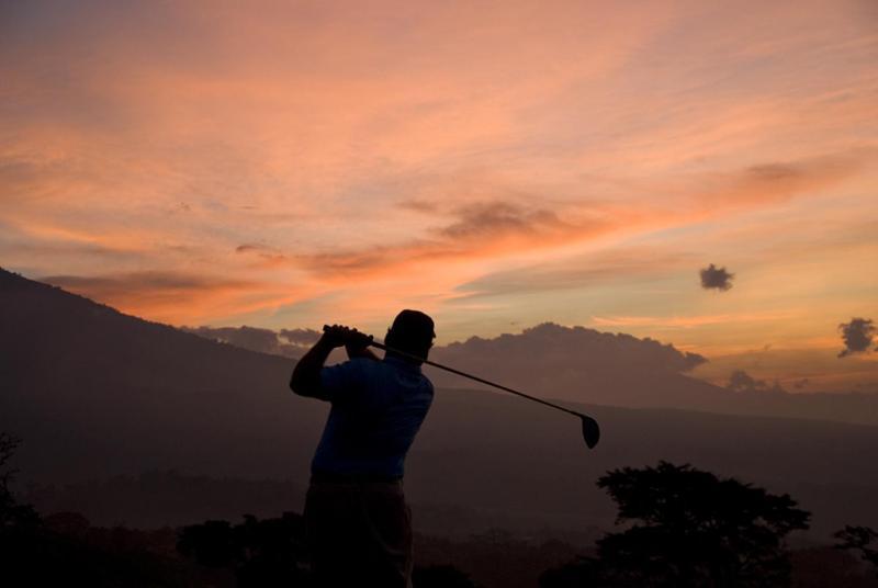 Hotel La Reunion Golf Resort And Residences أنتيغوا غواتيمالا المظهر الخارجي الصورة