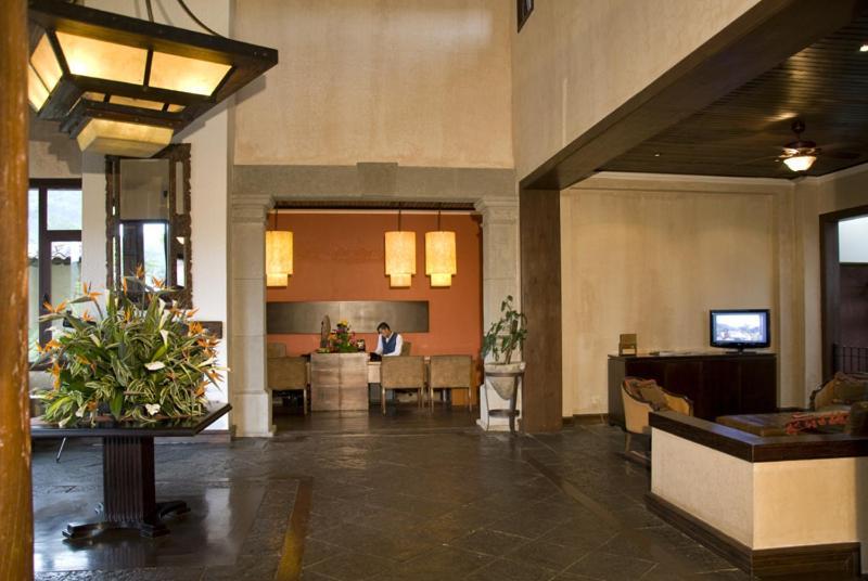 Hotel La Reunion Golf Resort And Residences أنتيغوا غواتيمالا المظهر الخارجي الصورة