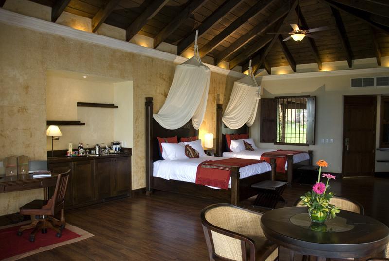 Hotel La Reunion Golf Resort And Residences أنتيغوا غواتيمالا الغرفة الصورة