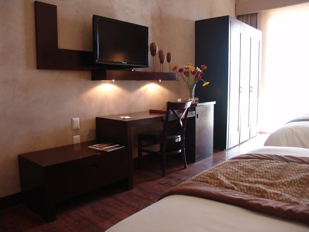 Hotel La Reunion Golf Resort And Residences أنتيغوا غواتيمالا المظهر الخارجي الصورة